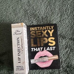 Too Faced Lip Injection Extreme - Glossy Gold